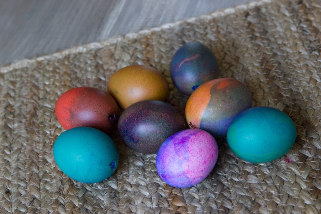 How to Blow Out Easter Eggs