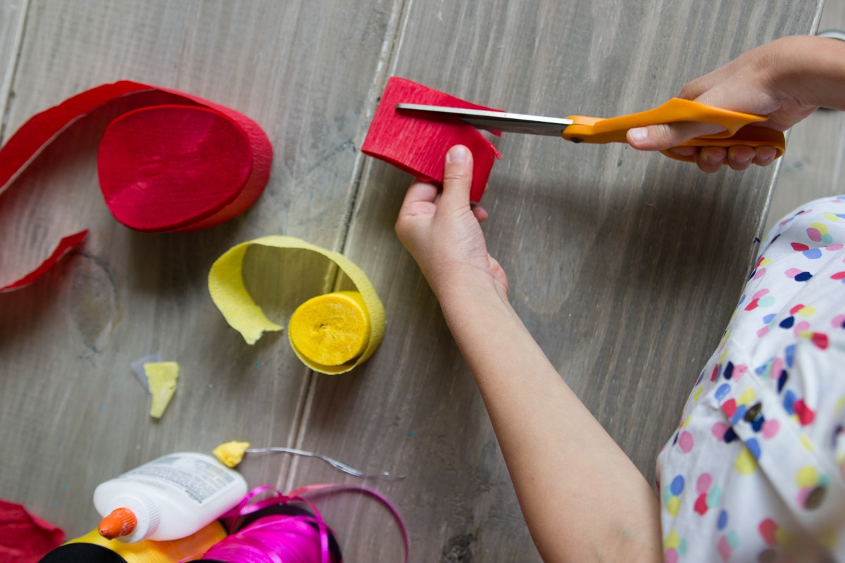 Easy DIY craft: Mexican-inspired paper flowers for flowers crowns